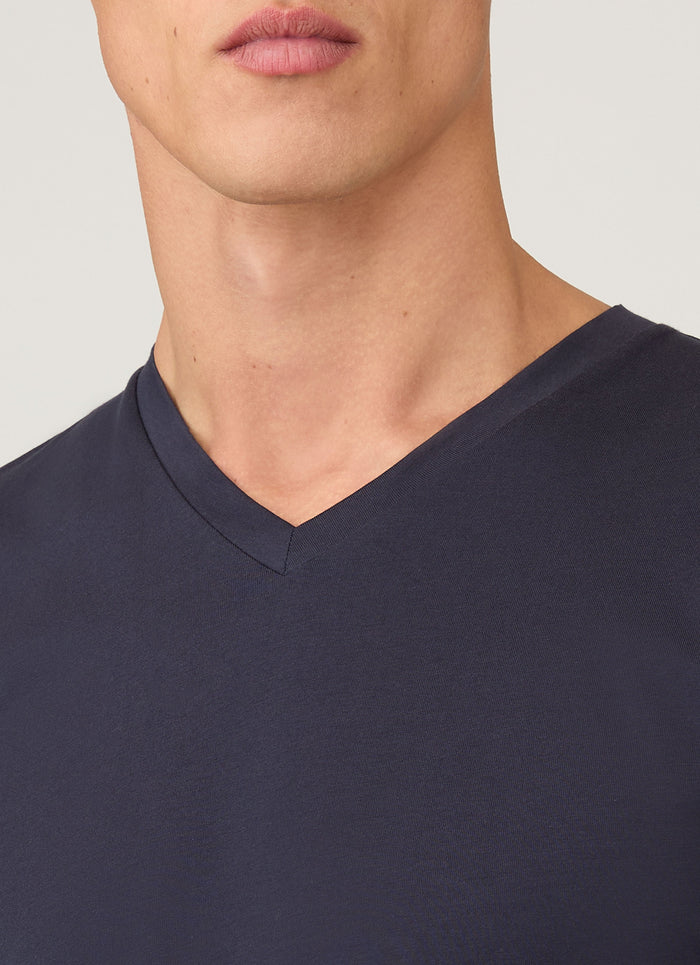 Men's Riviera V-neck T-shirt in Navy