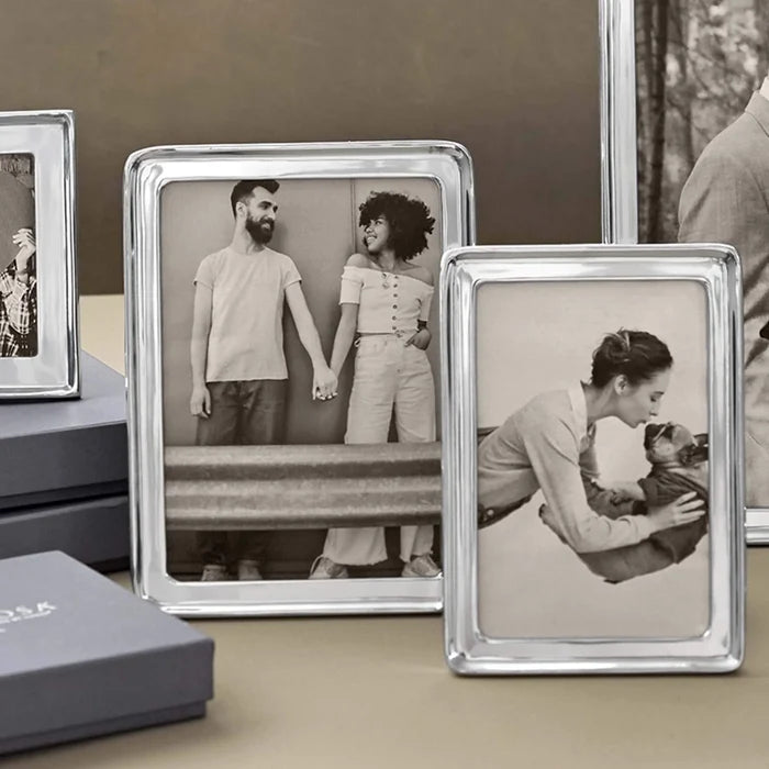 Signature 4" x 6" Frame - Madison's Niche