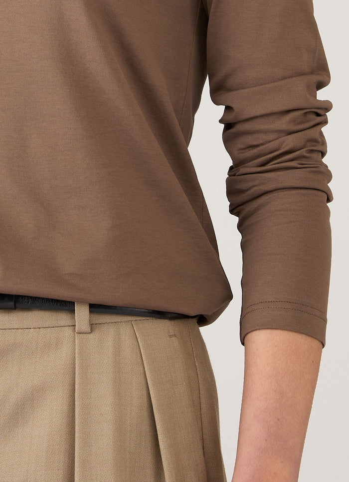 Women's Long Sleeve Classic T-shirt in Dark Cedar