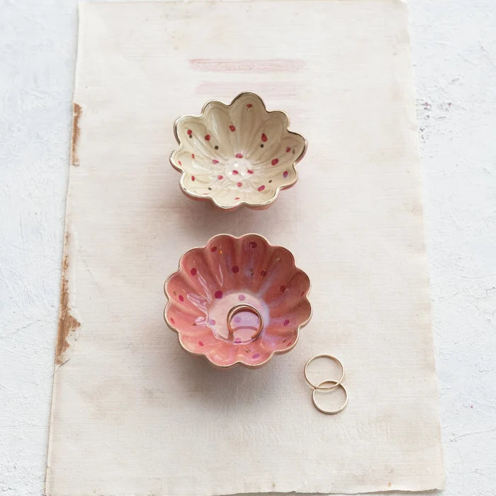 Dotted Flower Dish - Madison's Niche