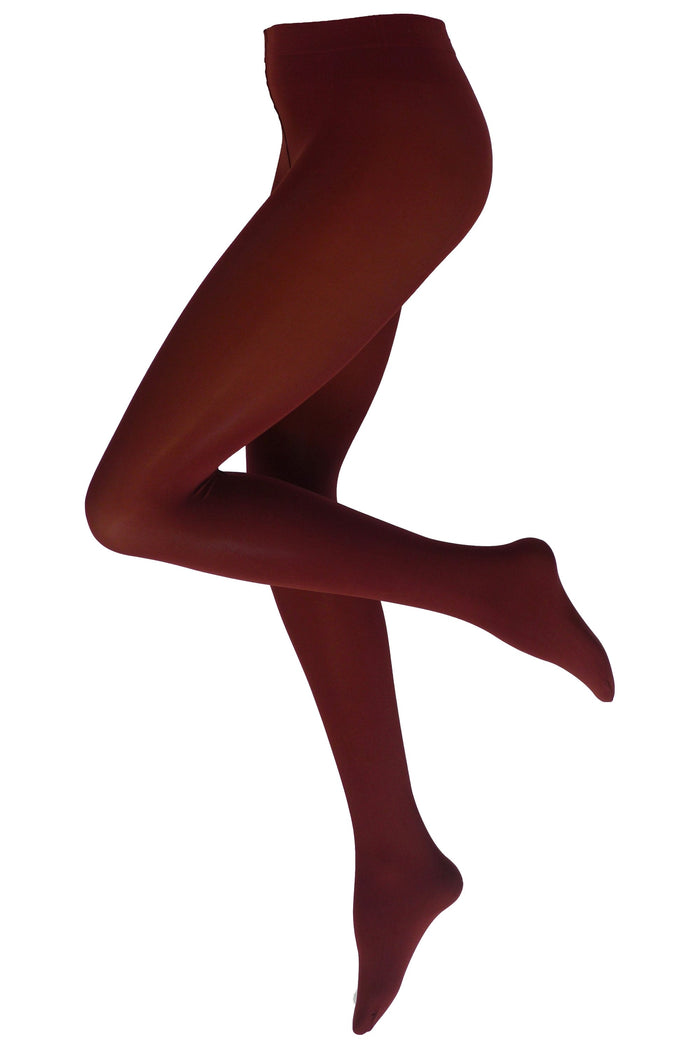 Cette Dublin plus size tights on a white background