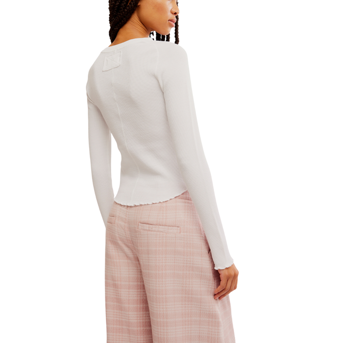 Easy Does it Tee in White - Madison's Niche