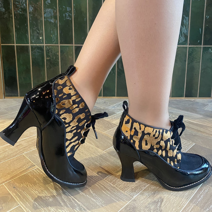 Emma and Matching Alberta Black Gold
