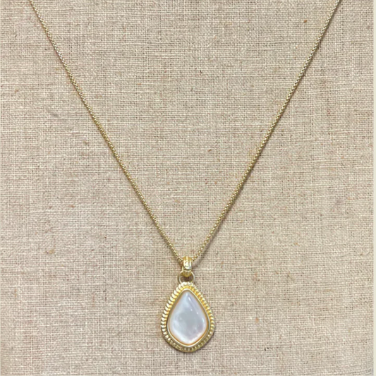 Enclave Petite Necklace