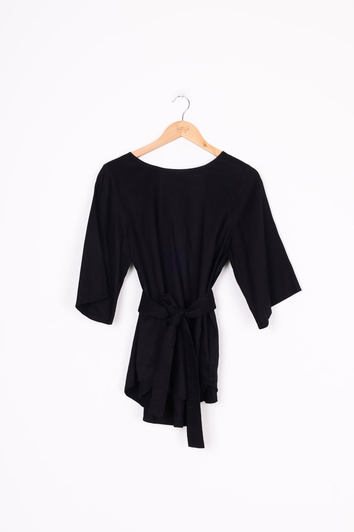 Gregory Womens Black Blouse Size 8