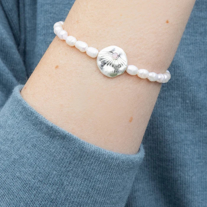 Love Affirmation Bracelet in Silver - Madison's Niche