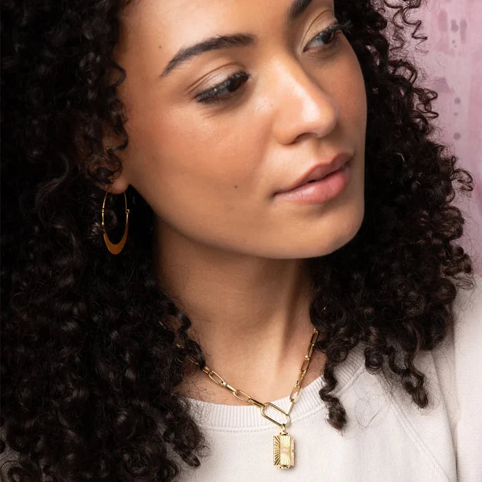 Love Stella Necklace in Rose Quartz Gold - Madison's Niche