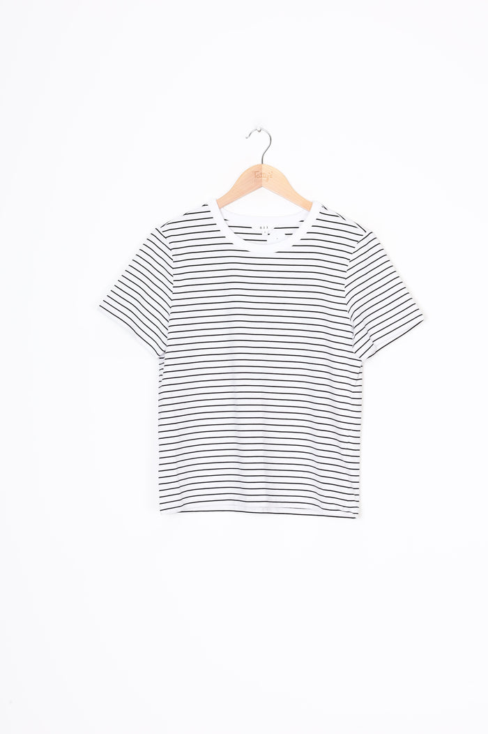 Max Womens White T-shirt Size S