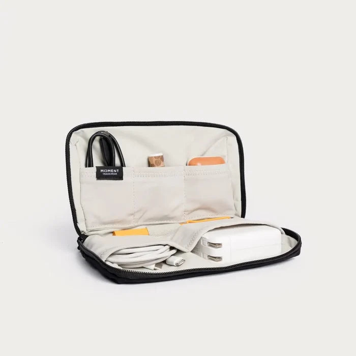 Moment Tech Organizer, Mini (Black)