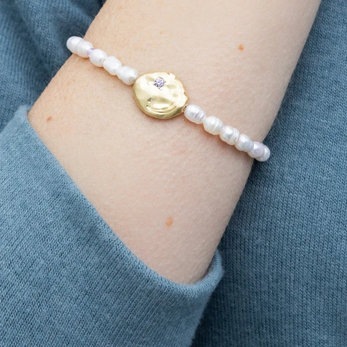 Protect Affirmation Bracelet in Gold - Madison's Niche