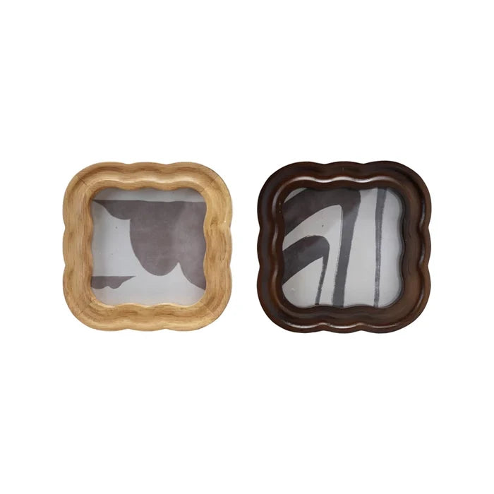 Scalloped 4x4 Frame - Madison's Niche