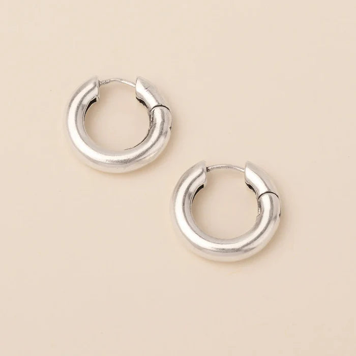 Stellar Hoops in Silver - Madison's Niche