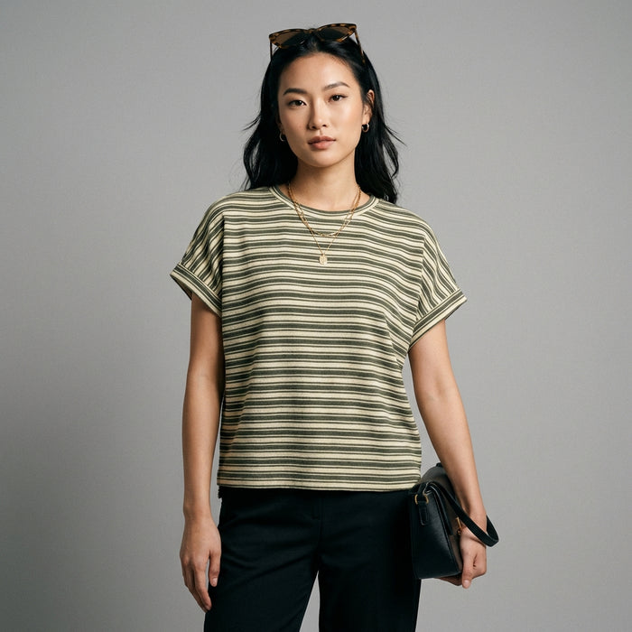 T-shirt texturé vert mousse avec fentes latérales et col rond - Koreanxwear - Taille M