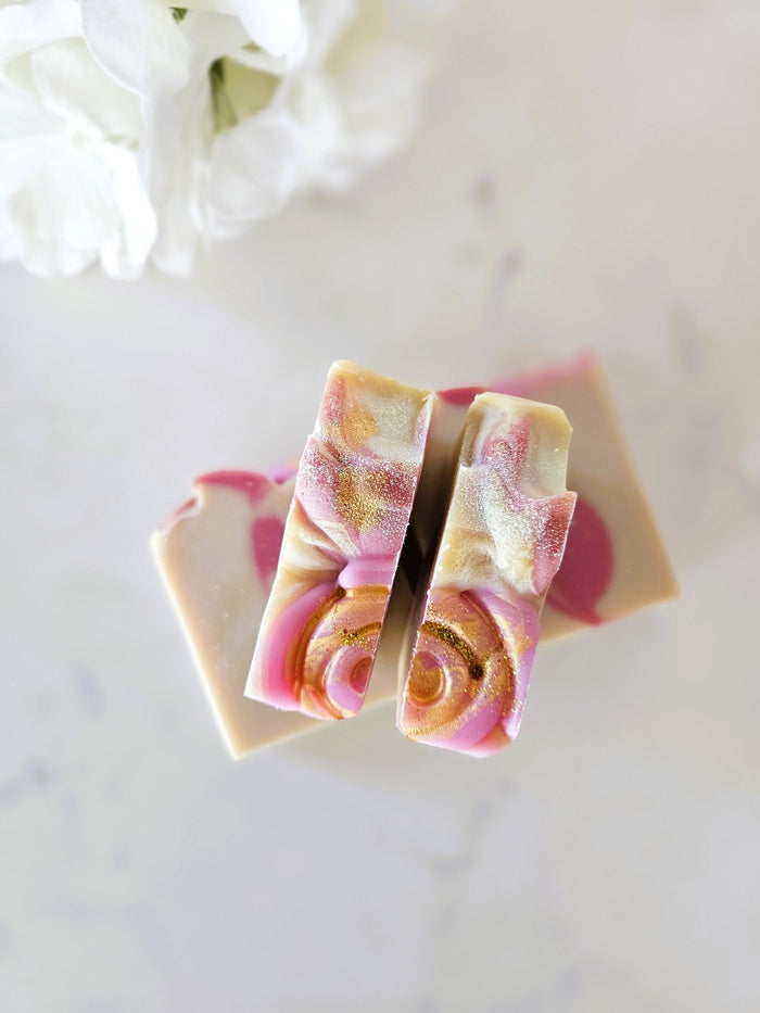 Velvet Rose| Parfum & Soap Gift Set
