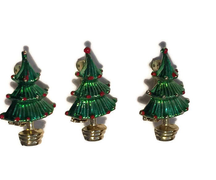 Vintage Christmas Tree Scatter PIns at Duckwells