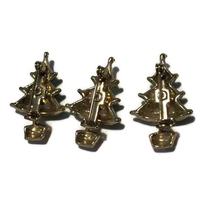 Vintage Christmas Tree Scatter PIns at Duckwells