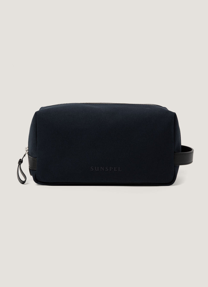 Washbag in Navy