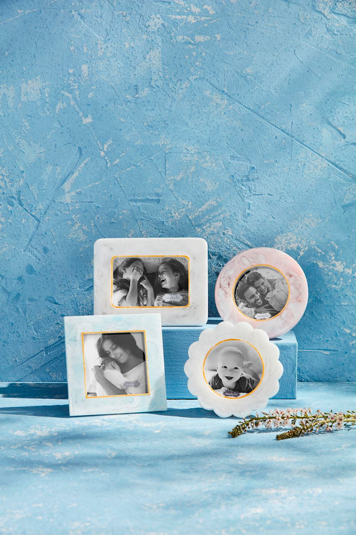 White Resin Small Frame - Madison's Niche